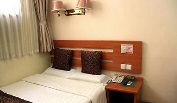 Tiandi Renhe Hotel Jinan Eksteriør bilde